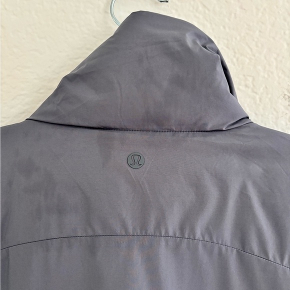NWOT Lululemon athletica Sleek City Cropped Jacket Grey Oasis - Sz 8 - Picture 5 of 10